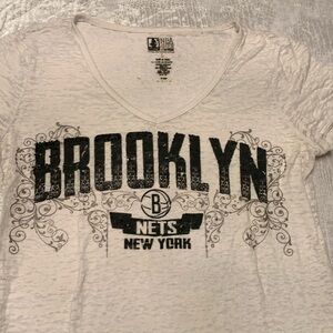 Brooklyn nets t shirt